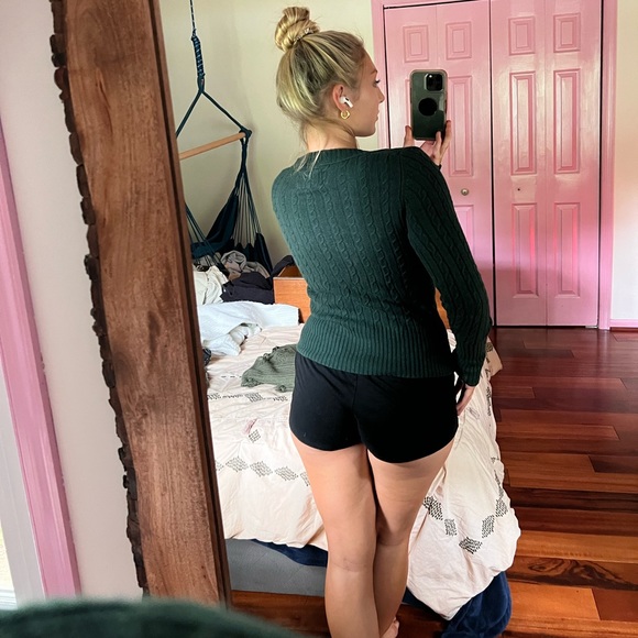 Sweater - American Eagle - S - Picture 2 of 4